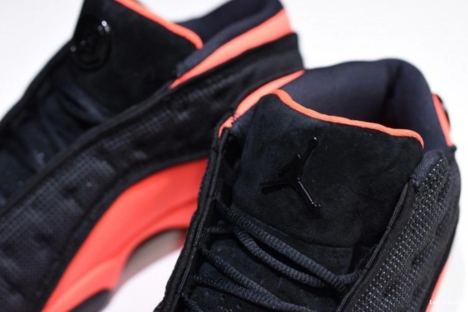 1st Kicks Shoes Infrared Clot Low Black x Jordan Air 13 AT3102-006 0728